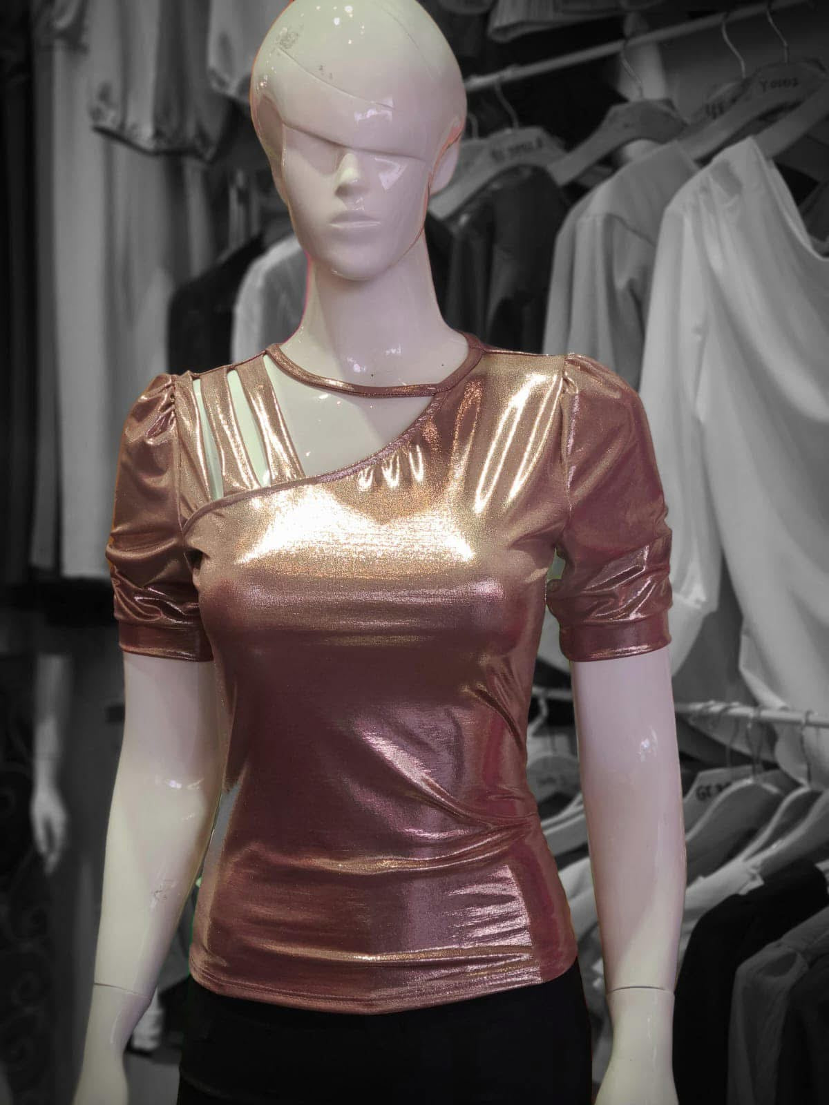 Metallic top